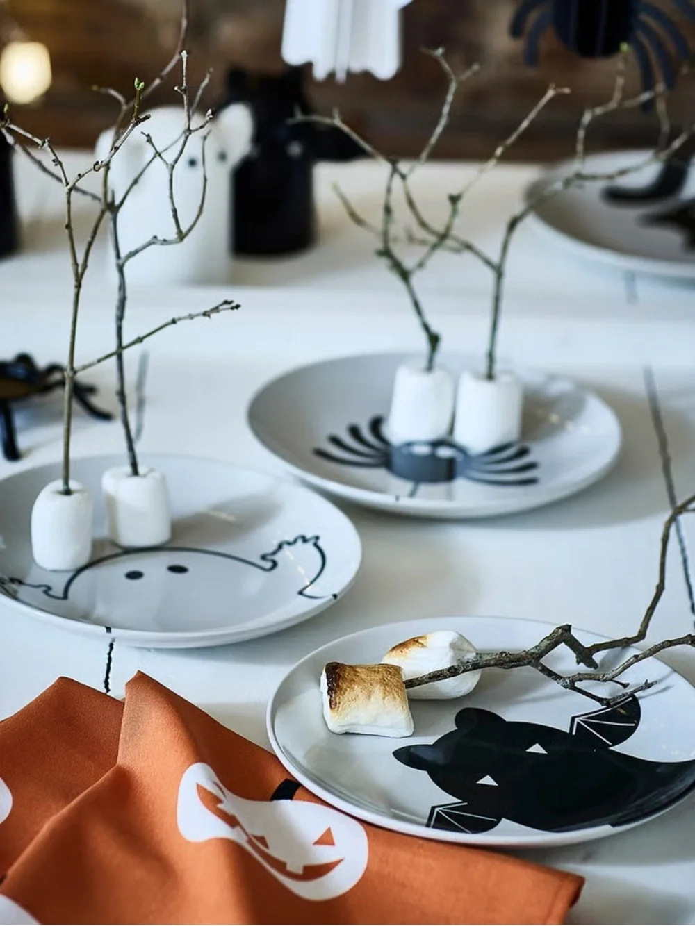 KUSTFYR Halloween Character Side Plates - Black & White Set